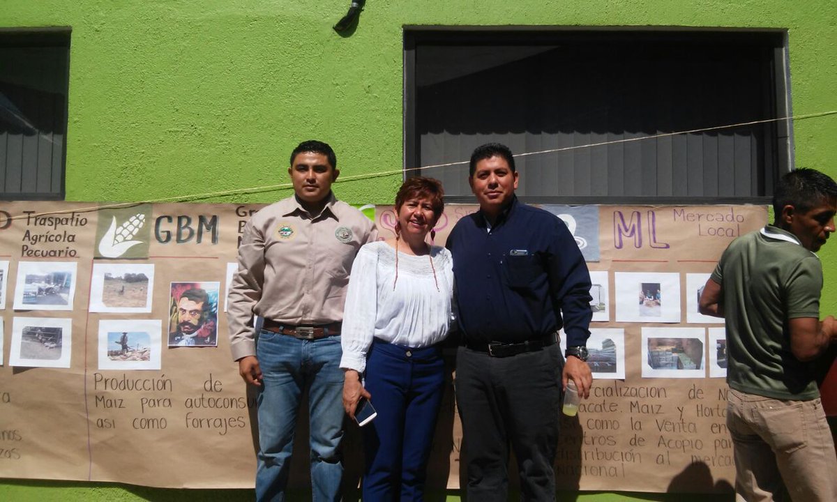 LUISADIAZRIVAS's tweet photo. #PESA_mx Compartiendo avances integrales con PESA, UTN FAO ADR Tezoquipa #FERIASANMorelos @Mely_Romero @paulinaescobedo @PESAMEXICO https://t.co/2rX0GOWrMd