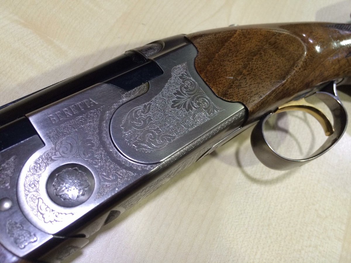 ArmeriaAzor's tweet photo. Escopeta seminueva BERETTA 686 Silver Pigeon I calibre 12, cañón 71cm, 5 boquillas intercambiables, llave de boquillas, para caza. https://t.co/3sSinVIiCI