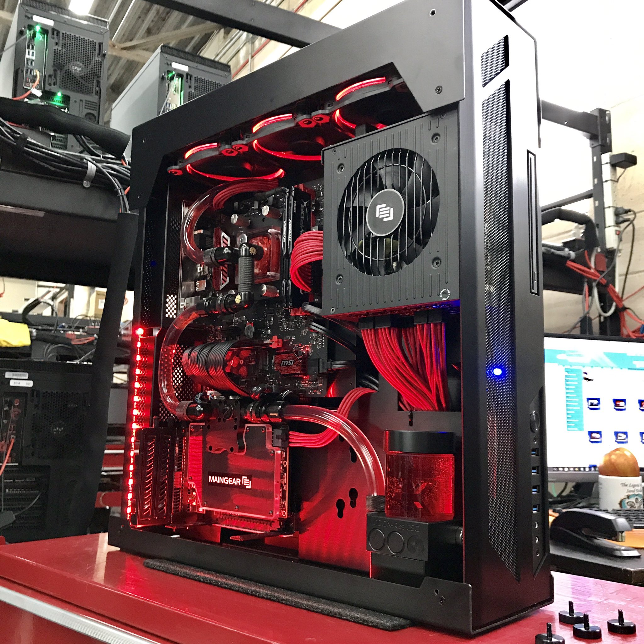 C8CBfGCXgAICCql.jpg:orig