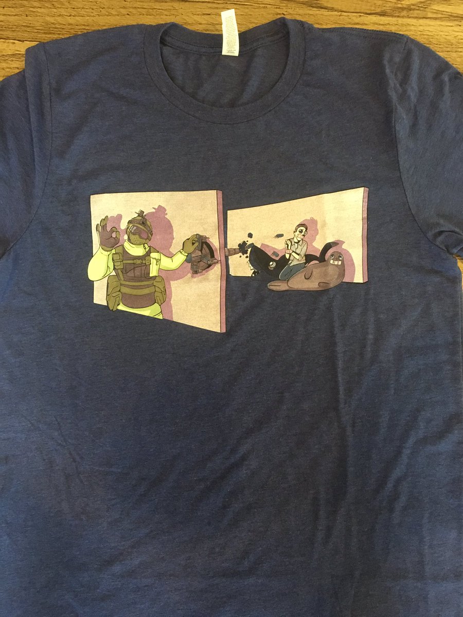 divison_boy's tweet photo. @DARUSSIANBADGER  Hey just got my "Spicy" T-Shirt. What happen to Clarence and the Hostage's eyes!?!? https://t.co/ZRIMUOWyUj