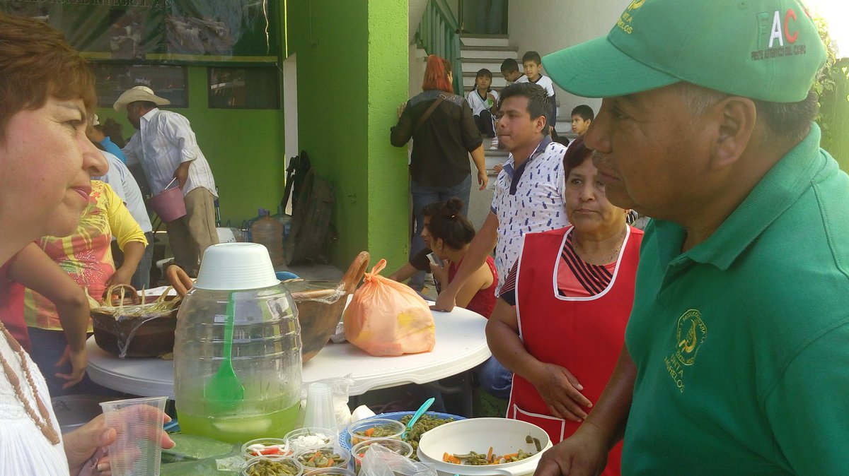 LUISADIAZRIVAS's tweet photo. #PESA_mx Feria SAN, beneficiarios de Tlayacapan,Totolapan, Tlanepantla Mor. #ApoyosdeSAGARPAPESA @Mely_Romero
@paulinaescobedo @FAOMexico https://t.co/rm93bDMwWK