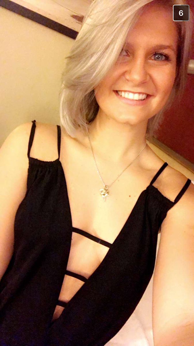 TravisCapps4's tweet photo. It's no wonder why I am the luckiest man alive 😍😏 @lixnicole95 https://t.co/zQGPCqLuqu