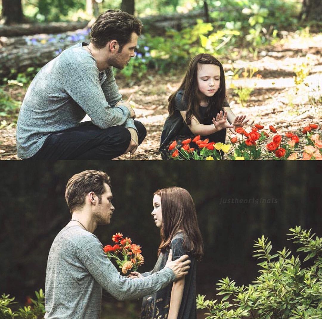 klaurbucks's tweet photo. "Father and daughter" 
Happy to see this.
#kingklaus #michaelson #TheOriginals #hope https://t.co/RPRHGk4ocq