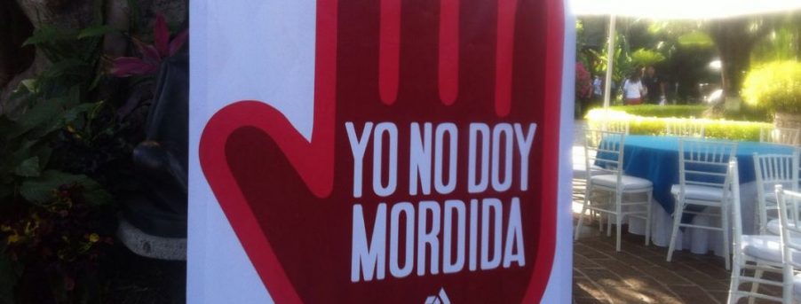 DarioNoticias's tweet image. #ProgramaAnticorrupción
Presenta @CoparmexMorelos  campaña ‘Yo no doy mordida’ 

moreloshabla.com/morelos/presen…
