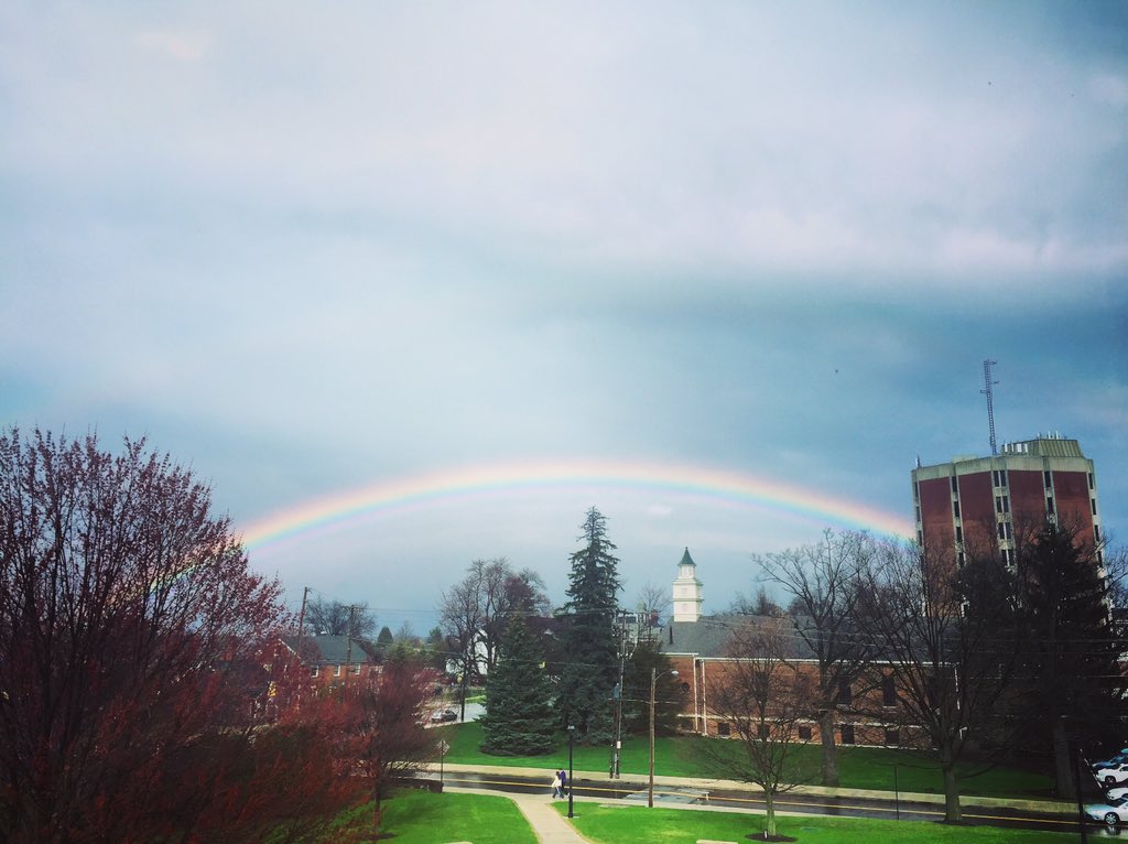 Simply_Sarah15's tweet photo. @Ashland_Univ took this one last semester when the clouds stopped raining and this beauty came out over campus. https://t.co/j339hy4RSO