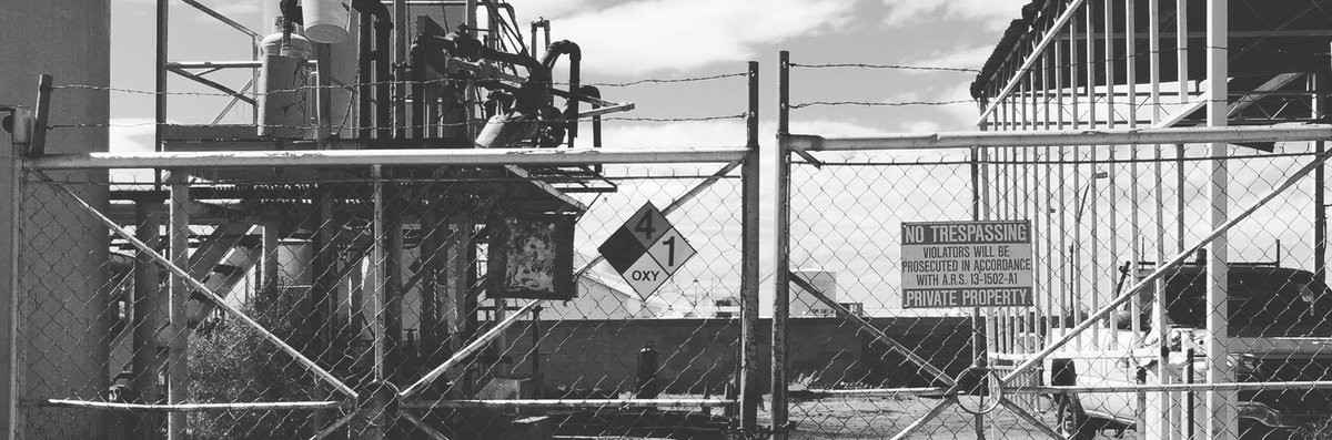 PermitsMadeEasy's tweet image. Sectors served include commercial, manufacturing &amp;amp; warehouse. 

#PERMITSInPHOENIX #CRE Industrial AZ