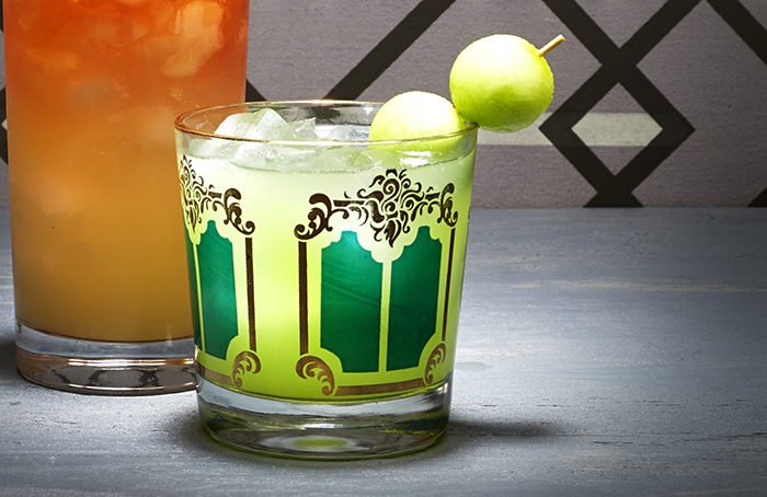 WineEnthusiast's tweet photo. Retro cocktails that are worth bringing back https://t.co/gegRY6ADP2 https://t.co/6JzGQYfATt