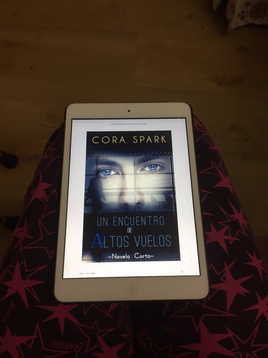 elliedreamblog's tweet photo. Lectura para esta noche 😉 #coraspark #unencuentrodealtosvuelos https://t.co/ceJsJvSFXk
