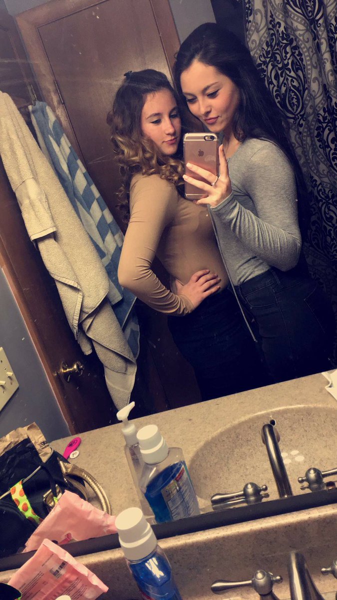 BrookeWhitty's tweet photo. Happy Birthday Sassy ❤ I hope today is everything you could imagine and more! I love you 😘😘 @CassidyTellar https://t.co/Joh1GsDKR4