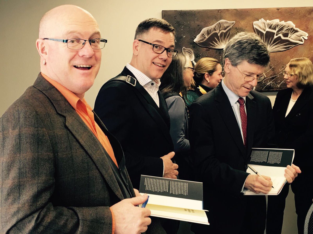 ocictweets's tweet photo. OCIC members #DavidBarth @WorldAccord #ChrisEaton @WorldUniService with @JeffDSachs at @UWaterloo #SDG event https://t.co/kx49jydoGd