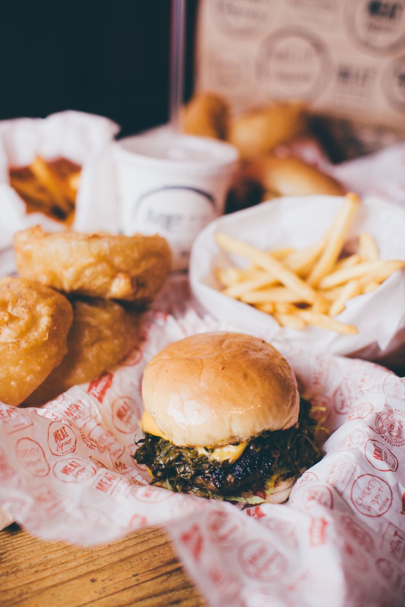 MEATLiquor's tweet photo. There's still time to get your #MEATfix tonight. Com and say hi or hit up @Deliveroo https://t.co/cVJZP52yLV https://t.co/ihGFf67WXJ