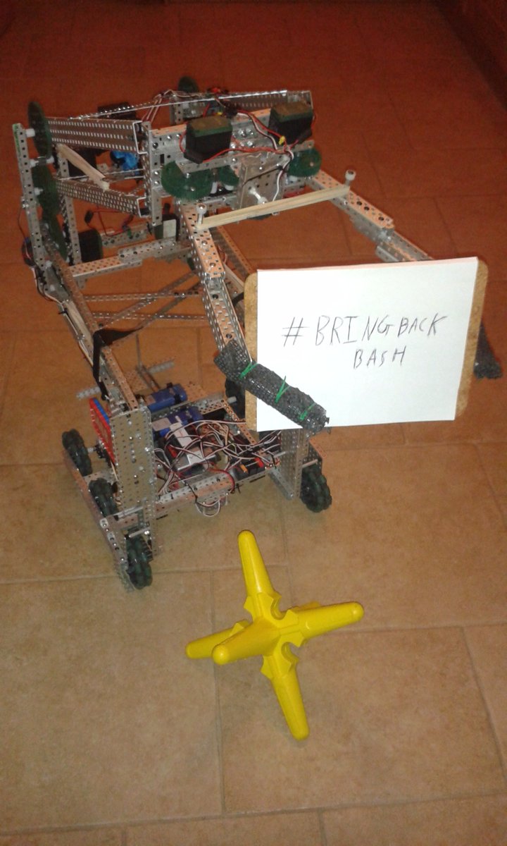 VEXTeam8460's tweet photo. @UKRobotWars @InsideTheBot @TeamSabretooth #BringBackBash https://t.co/gFTgJuo7PI