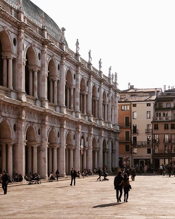 Igers_Veneto's tweet photo. Tutta la bellezza della serenità di una passeggiata... in una Domenica mattina, nella foto di @lorevinc #igersvice… https://t.co/4NfCwvBBTQ https://t.co/1ysS7s1ytE