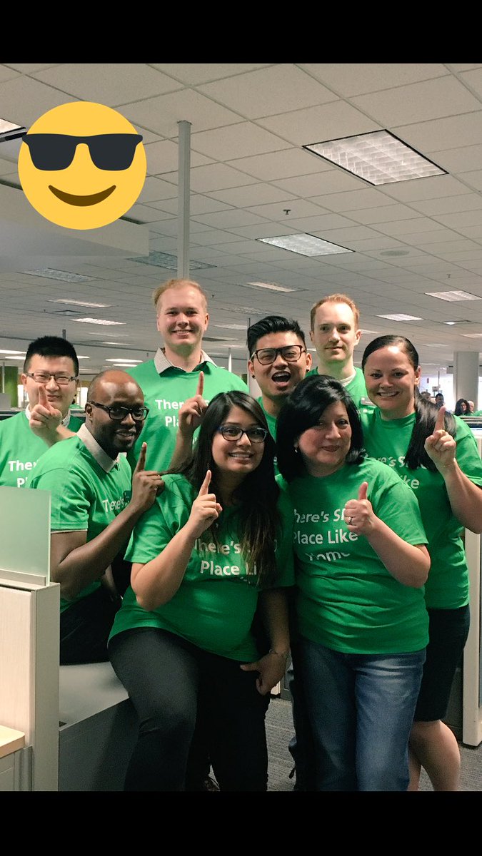 kelseystewart56's tweet photo. My team is great! Thank you for all you do #td #smo #makedreamsconetrue https://t.co/lfDkL3QJ3b