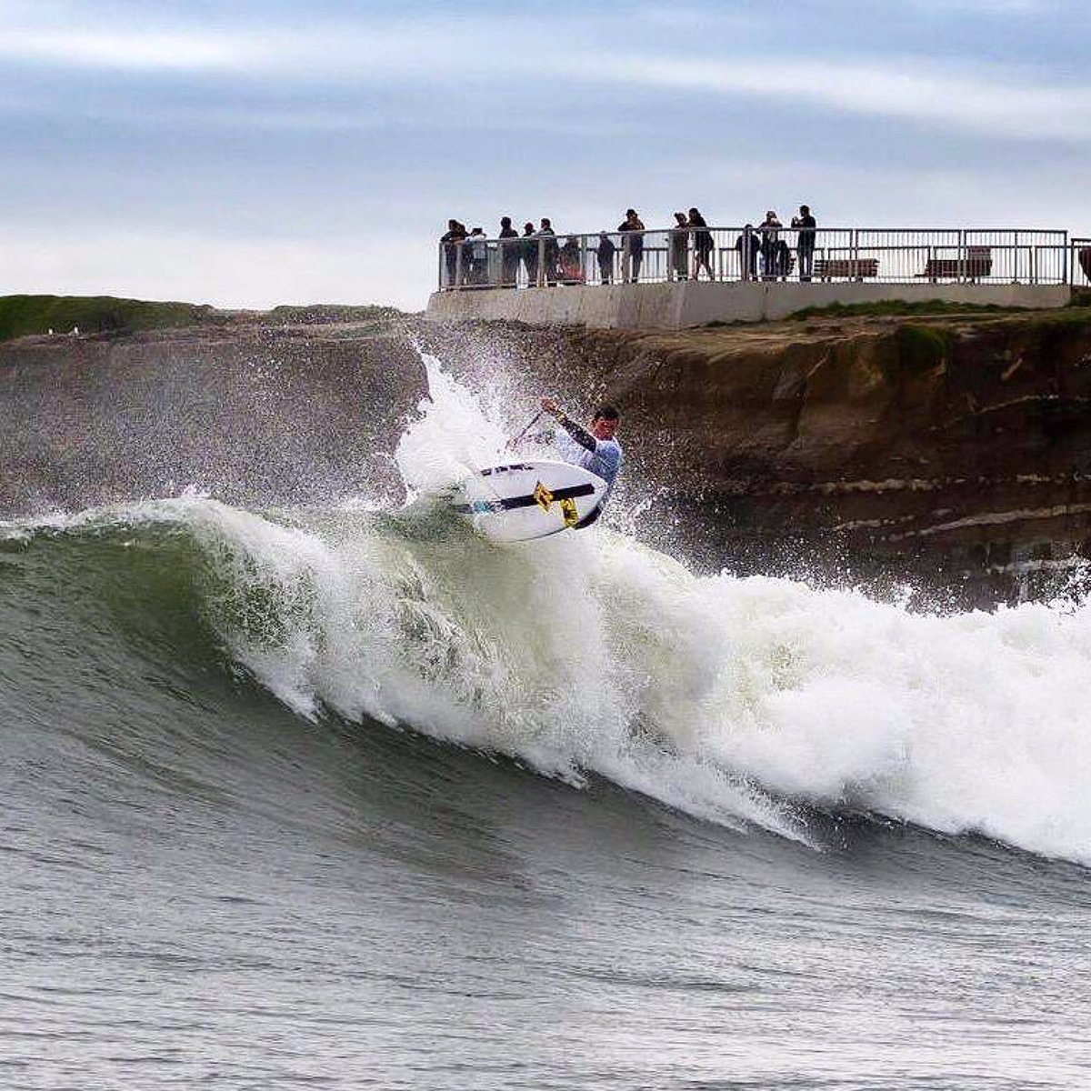 Congrats to <a href="/freitas808/">MO FREITAS</a> for winning men's final and surf at #santacruzpaddlefest! 🥇#qbteam