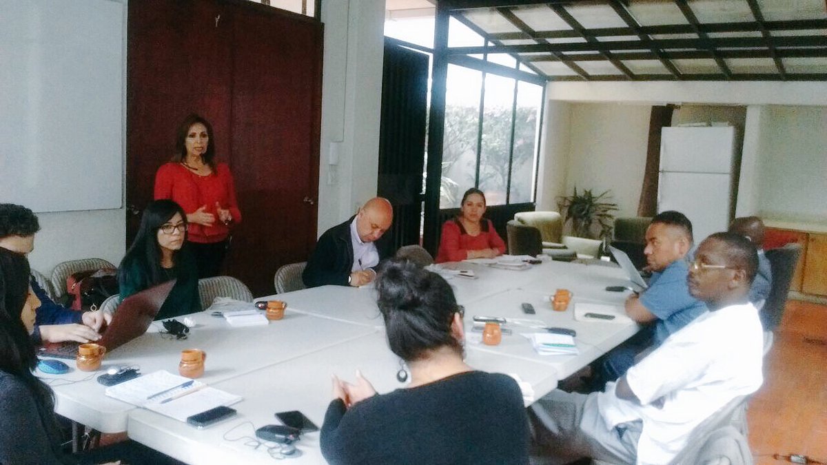 FundarMexico's tweet photo. Segundo día de trabajo con organizaciones de la sociedad civil #KnowledgeForJustice @redretono @SerapazMexico https://t.co/NBeHoTGl0W