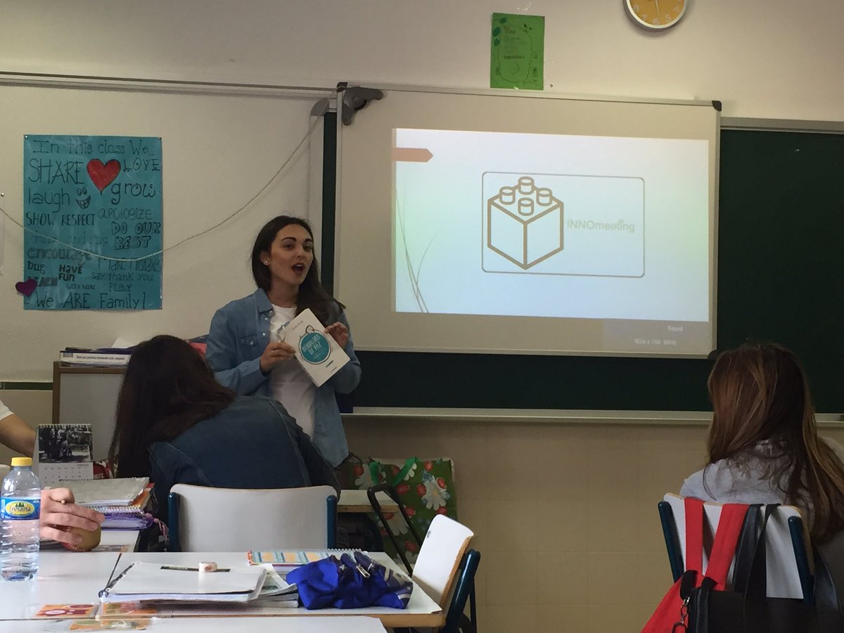MiguelA92322646's tweet photo. innomeəting GSD A. Cristina Morales meditación en el aula, y nos recomienda el libro: Burbuja de Paz 🙏🏻 https://t.co/0h5b41Ay9H