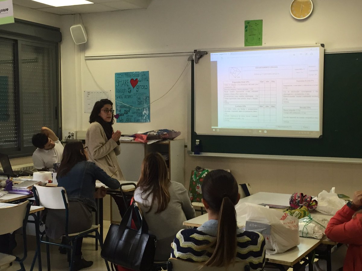 MiguelA92322646's tweet photo. innomeəting GSD A. Esther y Bea profes de 1 y 2 de primaria nos presentan su rúbrica y la evaluación.✍ https://t.co/irrZXKgG4S