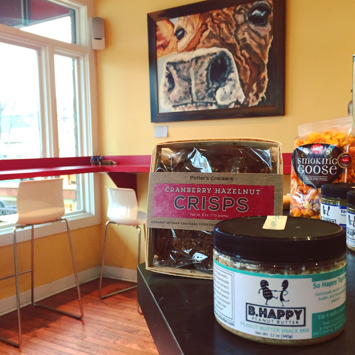 GoosetheMarket's tweet photo. snack attack: cranberry hazelnut @PottersCrackers, @BHappyPButter, @JustPopInOnline caramel bacon cheddar popcorn https://t.co/85a2GyOcTy