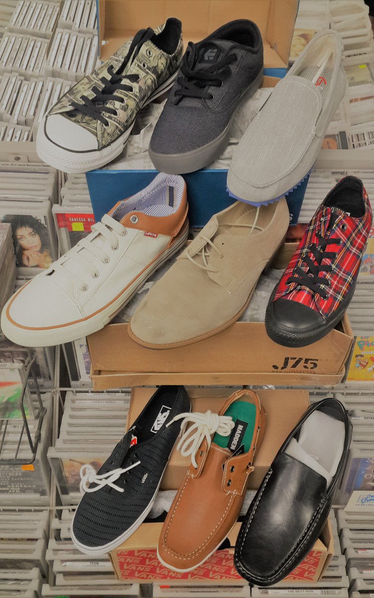 dsophy1's tweet photo. #DiscotecaSophy diversifica sus #productos y tiene para ti la calidad de todas las marcas americana en ropa y zapatos para niños y adultos. https://t.co/ug6bduXaAq