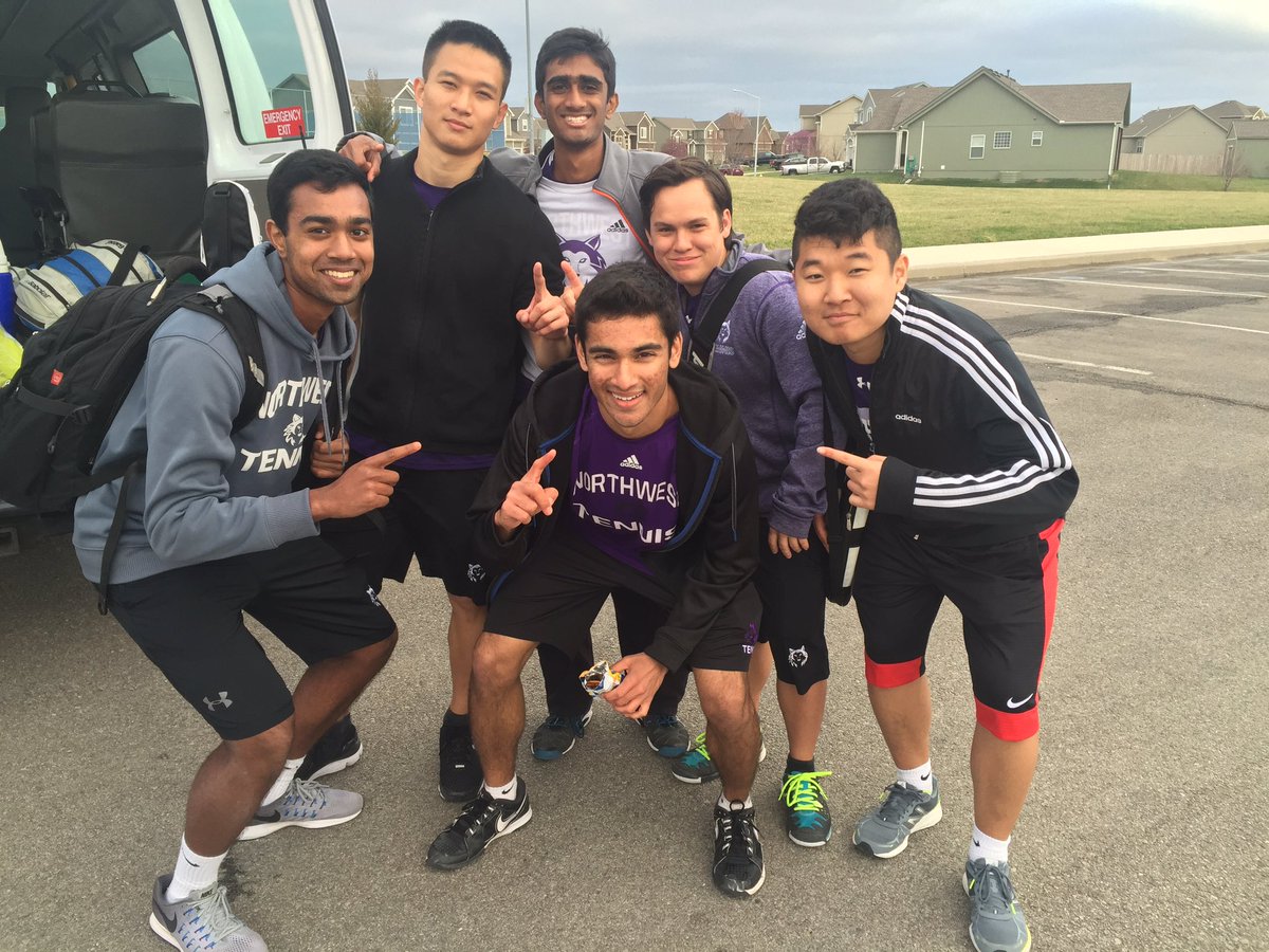 tennis_bvnw's tweet photo. The boys beat OE (3-1), Gardner (4-0), and SMW (2-2) to pull off a 1st place finish at the Gardner Invite. Great start! #KeepOnThatGrind https://t.co/wJsWy3u6zZ