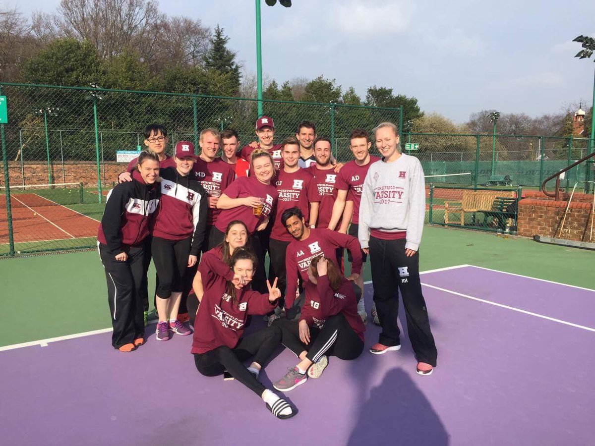 Great play by all 3 of our teams today! Great result winning the women's and drawing in the men's 1s! 🎾💪🏻 @TeamHallam #bleedmaroon