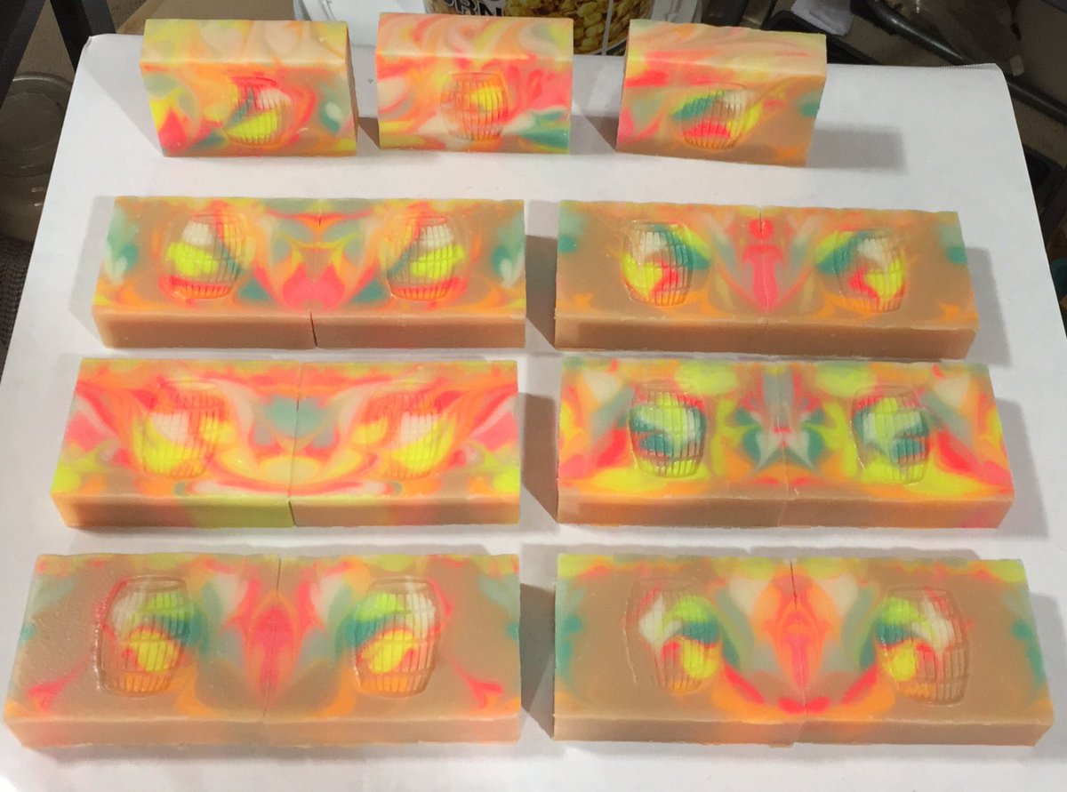 SBarrelSoaps's tweet photo. Quick shot of Island Vacation Soap from last night! Every bar looks different &amp; gorgeous! #preppingforsummer #artisansoap #soapshare https://t.co/DNdjIEhczU