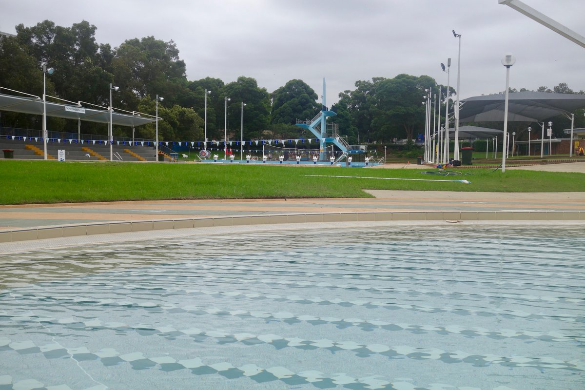 reseyspru's tweet photo. Hoping @parracity saves some of these beautiful #circa1959 tiles when the pool closes & is demolished on 31 March. #saveparrapool #heritage https://t.co/GTqjXUcb0G