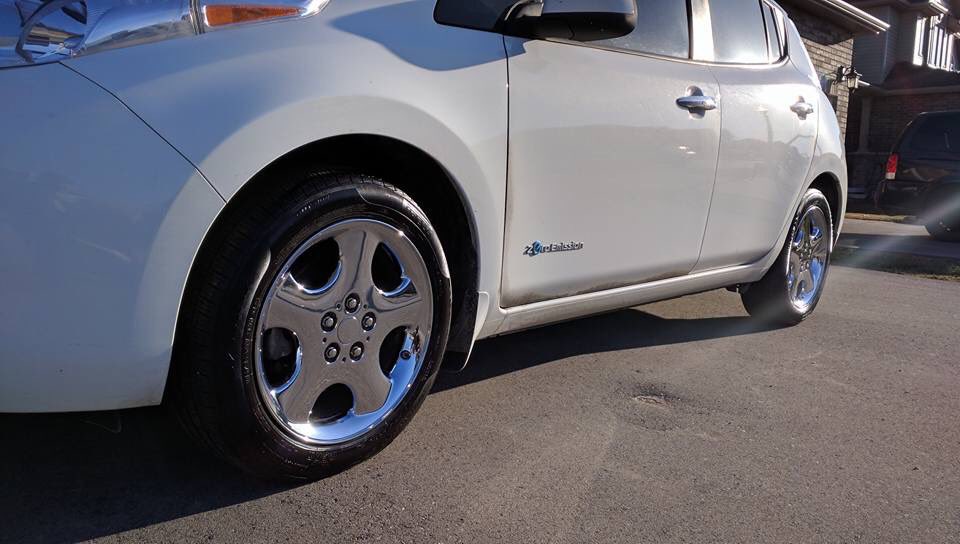 WREVAGroup's tweet photo. Rob S. moves his Nissan Leaf into summer mode! #LeafMods https://t.co/N1HT60MKpN
