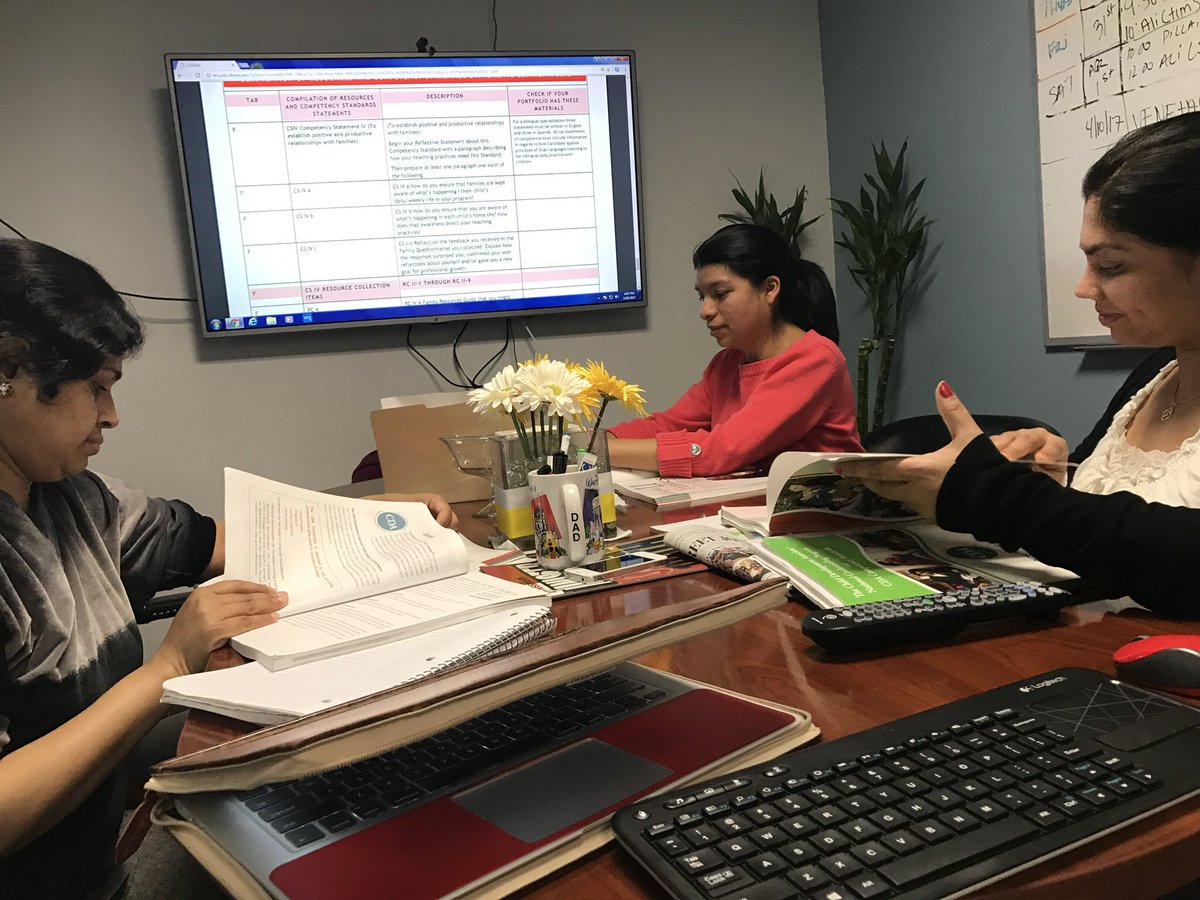 vitacenterinc's tweet photo. Almost at the finish line! These teacher aides are almost done with their #CDAprogram! #earlychildhoodeducation #headstart https://t.co/lM8hT4Pm4F