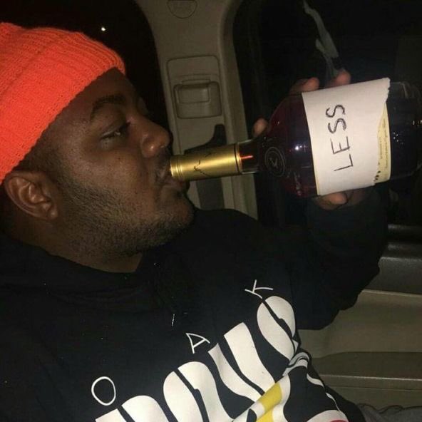ViraIPost's tweet photo. me: i should start drinking less 

also me: https://t.co/7S9wd7CBiU