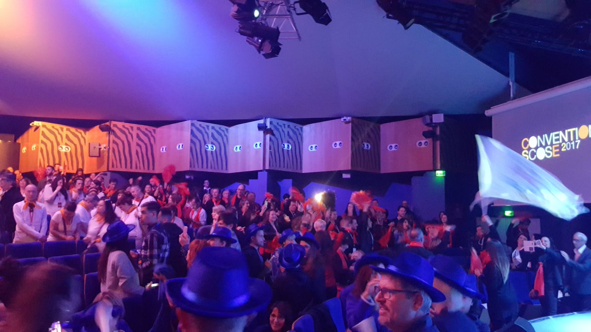 Sandlola99's tweet photo. Folle ambiance à la convention SCOSE en compagnie de 500 personnes. Fierté.
#scose #edifia https://t.co/ixJcQc25C6