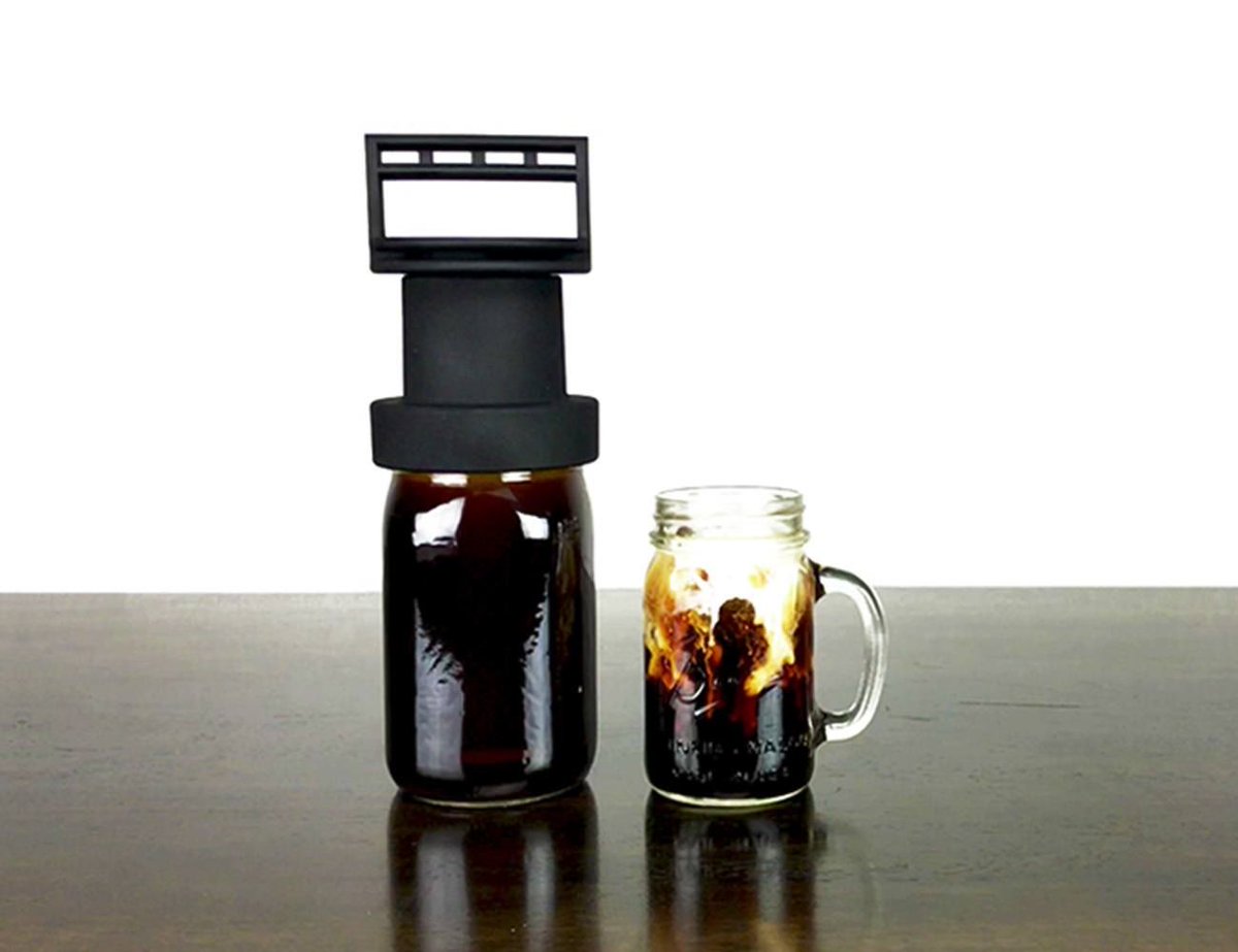 GadgetFlow's tweet photo. Pre-Order: CUB 15-Minute Cold Brew #CoffeeSystem https://t.co/vtymQ9Qk7v Achieve the perfect java in just minutes! #coffeetimes ☕️ https://t.co/JOHyUxBrPG