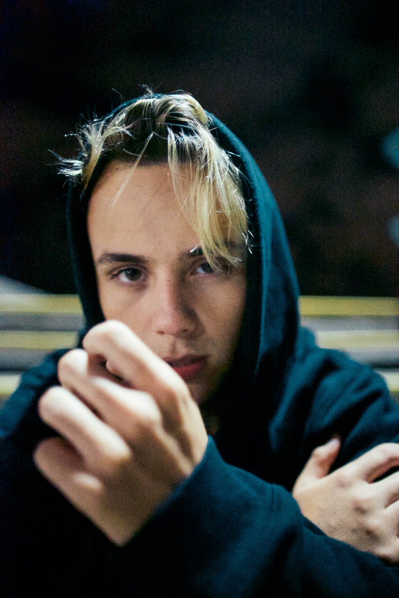 TydeLevi's tweet image. new layout,,,,,,
how bou datttt