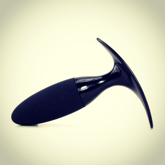 dallasnovelty's tweet photo. .@Lelo_Official #Picobong #Tano 2 19-function #Silicone #Vibrating #AnalPlug #Black #beginner #buttplug #flaredbase https://t.co/nFoZcT50mv https://t.co/RBaASEBgrJ