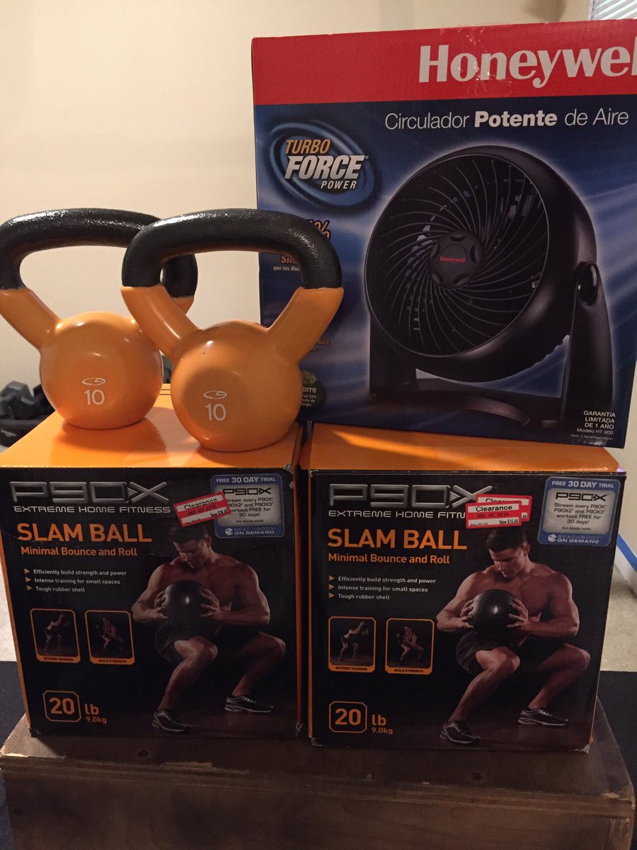 GoodDoBee's tweet photo. When u go into @Target for a fan & come out w/ a few extras ππ»πͺπ»#OnSale #HomeGymEquipment #BuildingUp #FitGirlFun https://t.co/Bw3m7f05JN