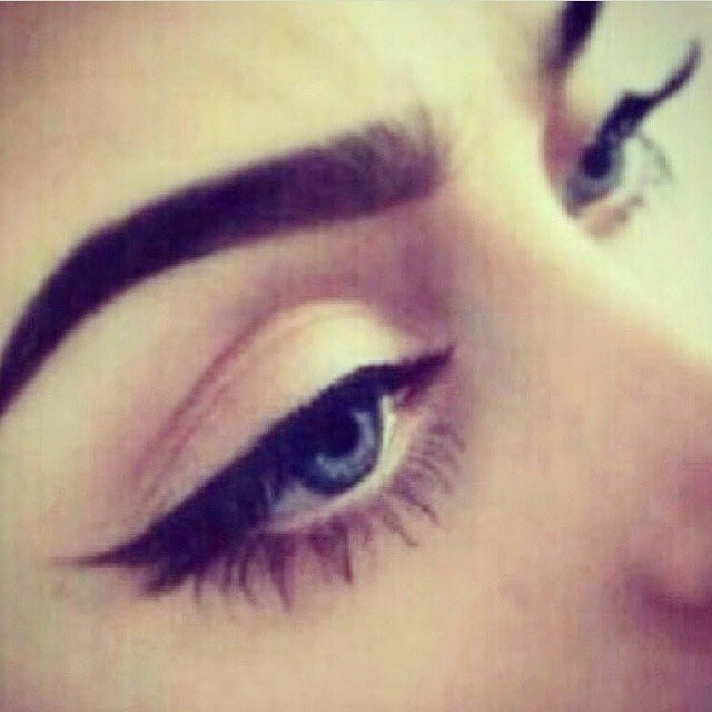 2020_doodoo's tweet image. حبايبي وصلوني ٢الفين او ٣الف انتم قدها يلا انتم قدها 😘