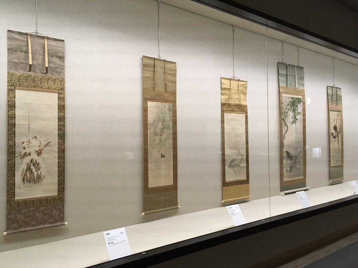 松岡美術館 当館ショップで 渡辺省亭 花鳥画の孤高なる輝き 販売中です 美しい図版とわかりやすい解説で省亭の基本情報が網羅されています 当館で現在展示している５点中４点の掲載がございます 2 160税込 松岡美術館 渡辺省亭 T Co