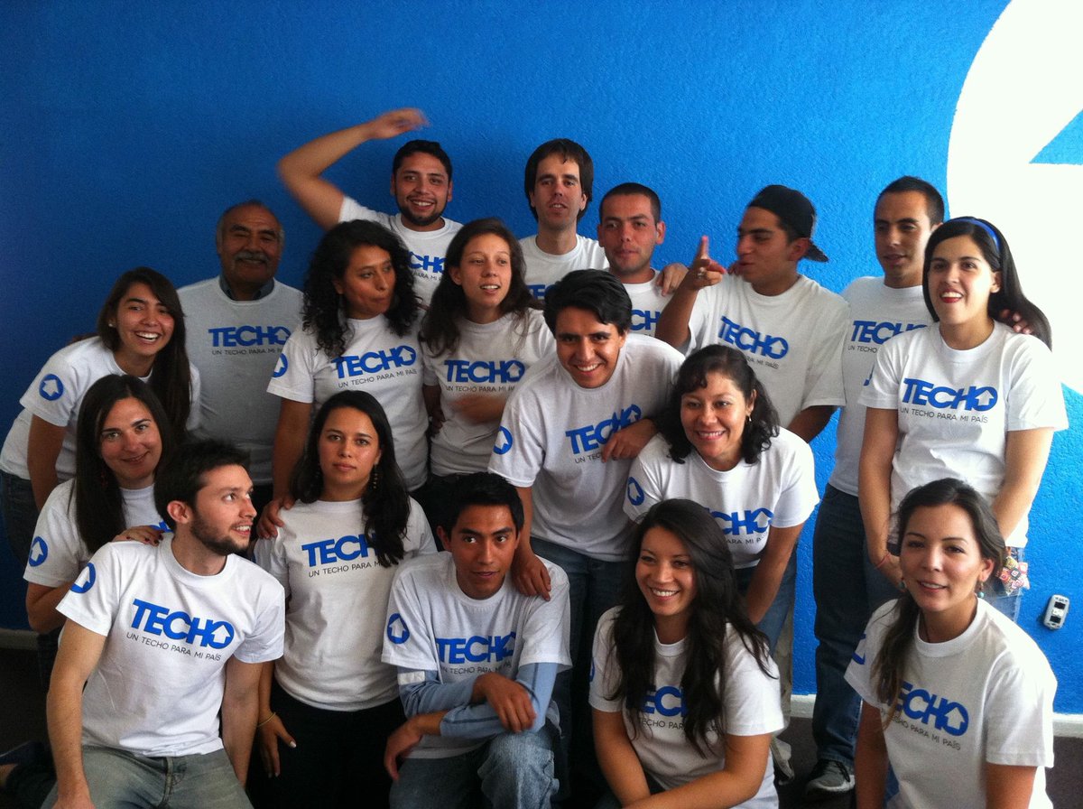 delcerrojuan's tweet photo. ¡Felices 10 Años @TECHOmx!
10 años de un gran trabajo combatiendo la pobreza en el país. #techo2017 #10años #diadelaplayeratechera https://t.co/vsysNzQtAU