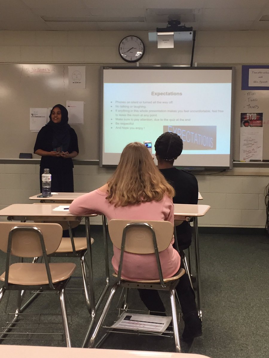 JeffCavettEEA's tweet photo. Great work by @SkyviewMidd622 students at their Youth Conference presentations! Fun being a learner at Skyview tonight. https://t.co/W8fLDaUWlx