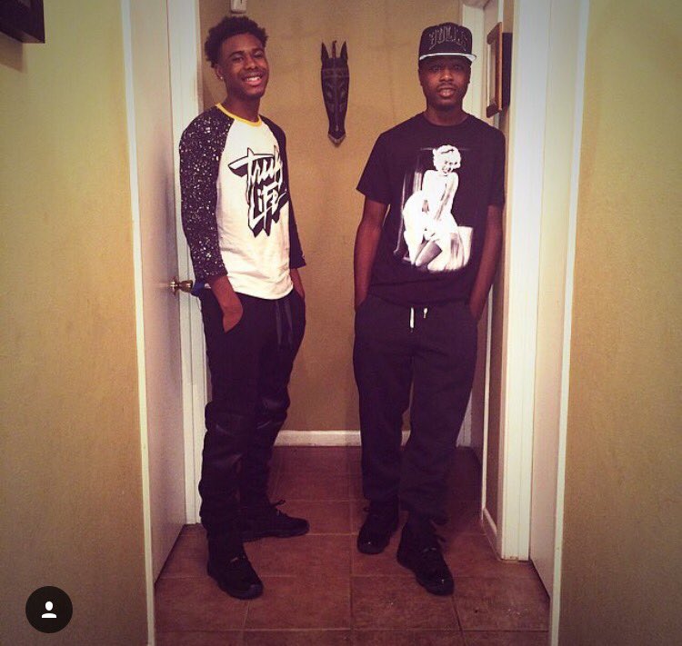 TeeEasyy's tweet photo. Happy 21st birthday brother I love & miss you #freepeeeasy https://t.co/MyjrAnVhJk