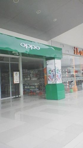 agus_SENNIA's tweet photo. ada rencana beli hp ? mari beli di SENNIA phone centre solobaru, sukoharjo- selatan mall the park - buka jam 9 sd jam 21. ada hadiah mobil. https://t.co/fYdj9P9sYX