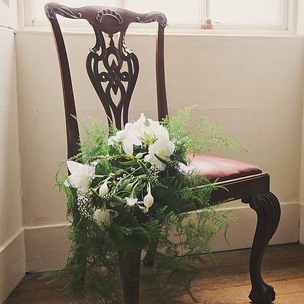 paeonyflorals's tweet photo. Have a seat #makelight365 #seat https://t.co/Y2AKd7m7qF https://t.co/qSRt2TJMUr