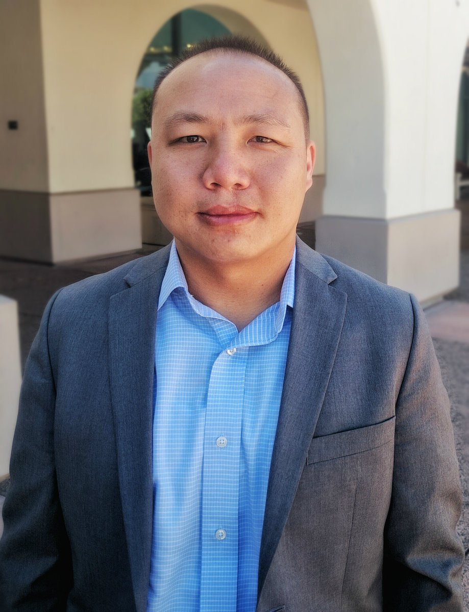 CGSNP_Awards's tweet photo. Our final @CGSNP award recipient is Soua Xiong, who received the Outstanding Dedication to Professional Service award. Congrats @sxiong85! https://t.co/jFXQ1ZDxU8