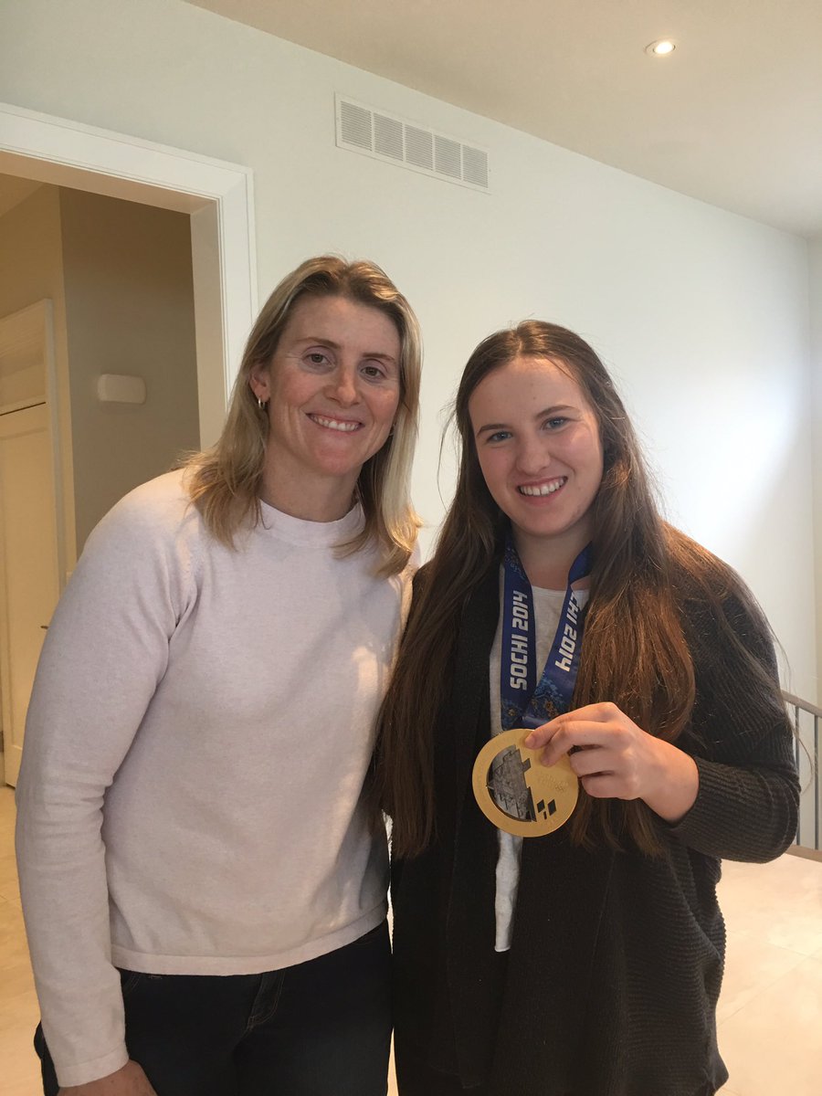 Getting some inspiration across sports from the legendary <a href="/wick_22/">Hayley Wickenheiser</a> tonight. #buildthepyramid #widestbasepossible @CanadaFloorball