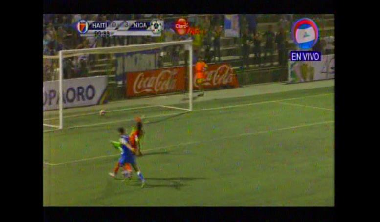 Canal4Ni's tweet photo. #Canal4Deportes
GOOOOOOOOOOOOOOOOOOLLLLLLLLL de Nicaragua, Grande @juanbarreranica 3-0 Gana Nicaragua
#VoyConLaAzulYBlanco https://t.co/CwPbNb93aO