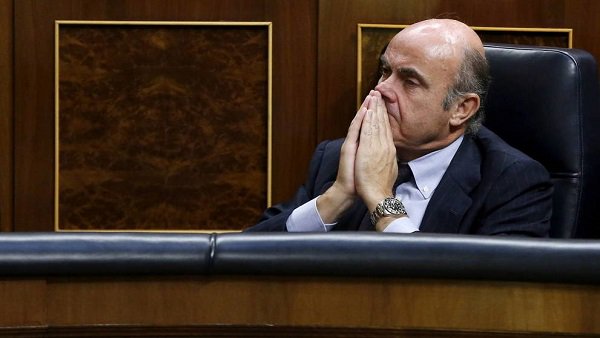 Forum_Villacis's tweet photo. El Congreso sube 600.000 euros la partida para pluses de diputados… y el Senado se sube un 1% el salario
https://t.co/Q1t94Mg2Fp https://t.co/EUdKM1ceCT