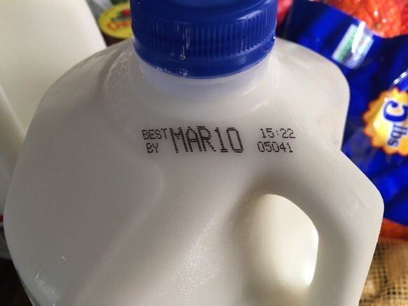 ViraIPost's tweet photo. My dumbass thought that said Mario https://t.co/VBL5bKm0E8