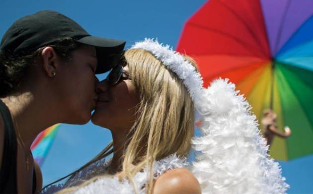 ការណាត់ជួបមនុស្សស្រលាញ់ភេទដូចគ្នា BOURNEMOUTH