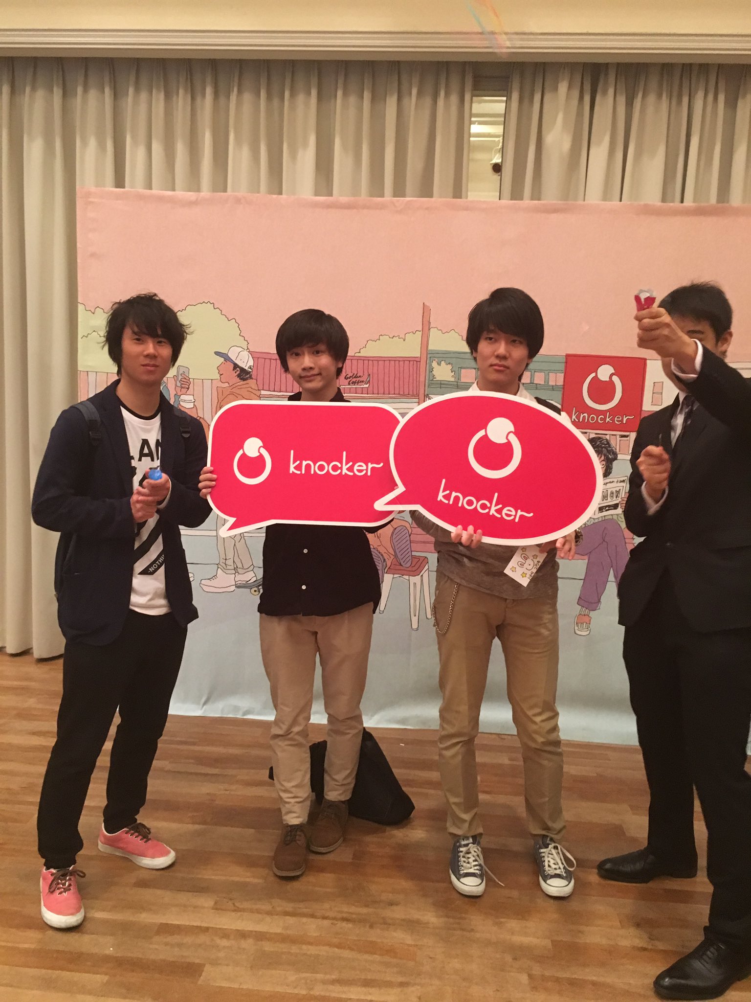 早稲田 Masquerade 3月29日 今日は マスカレ 当日 私もついに 春から早稲田 アプリknockerでフレンドになったら 授業の空きコマknockerで誘ってね 今空いている友人をフリックだけで気軽に誘える Knocker T Co